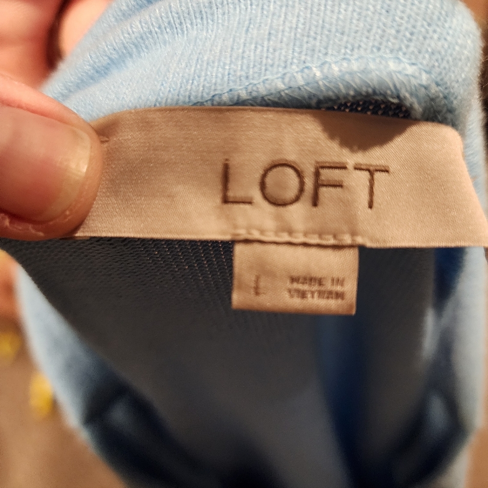 LOFT Light Blue Cowl Neck Sweater Size Large PTP 22 In. - Picture 5 of 6